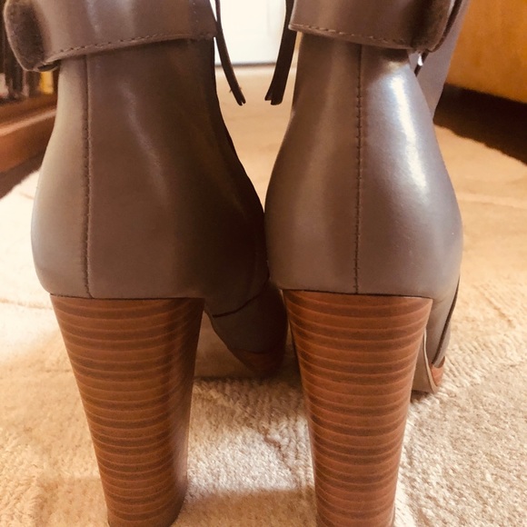 Steve Madden Gray Booties - Picture 3 of 5